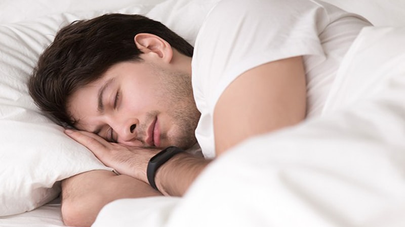 Lợi ích của việc sử dụng quạt trần khi ngủ giac ngu ngon min